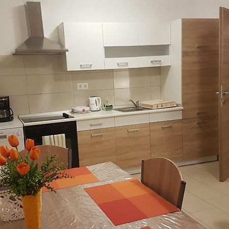 Apartment Orange Brist Πούλα Εξωτερικό φωτογραφία